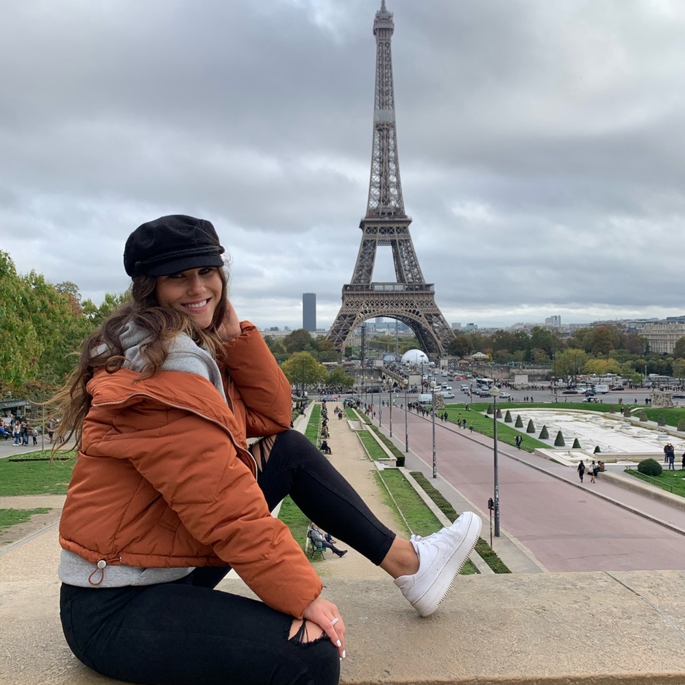 Meet your Posher, Gabi